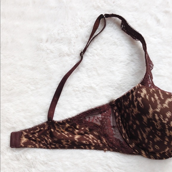 Victoria's Secret Animal Print Lined Demi Bra - Picture 3 of 10